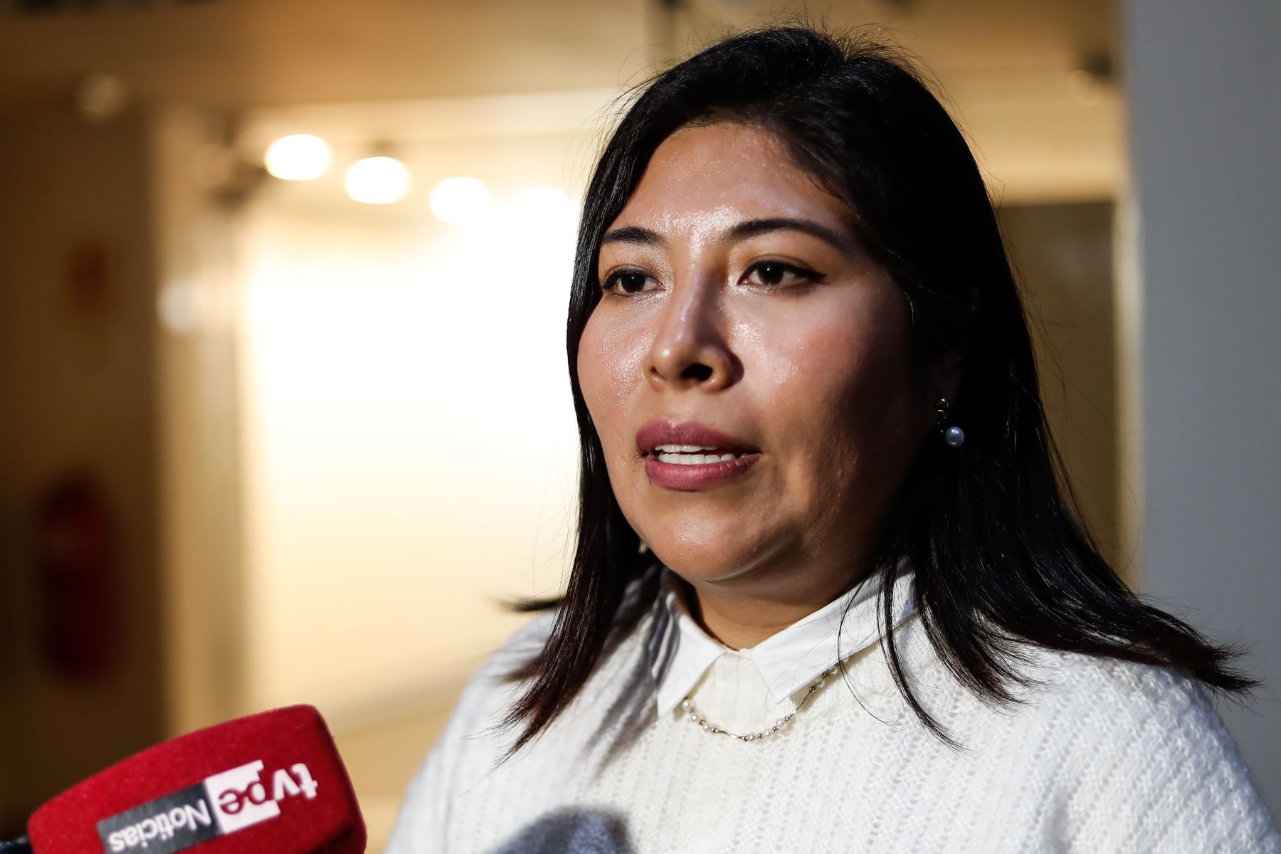 Betssy Chávez seguirá en prisión