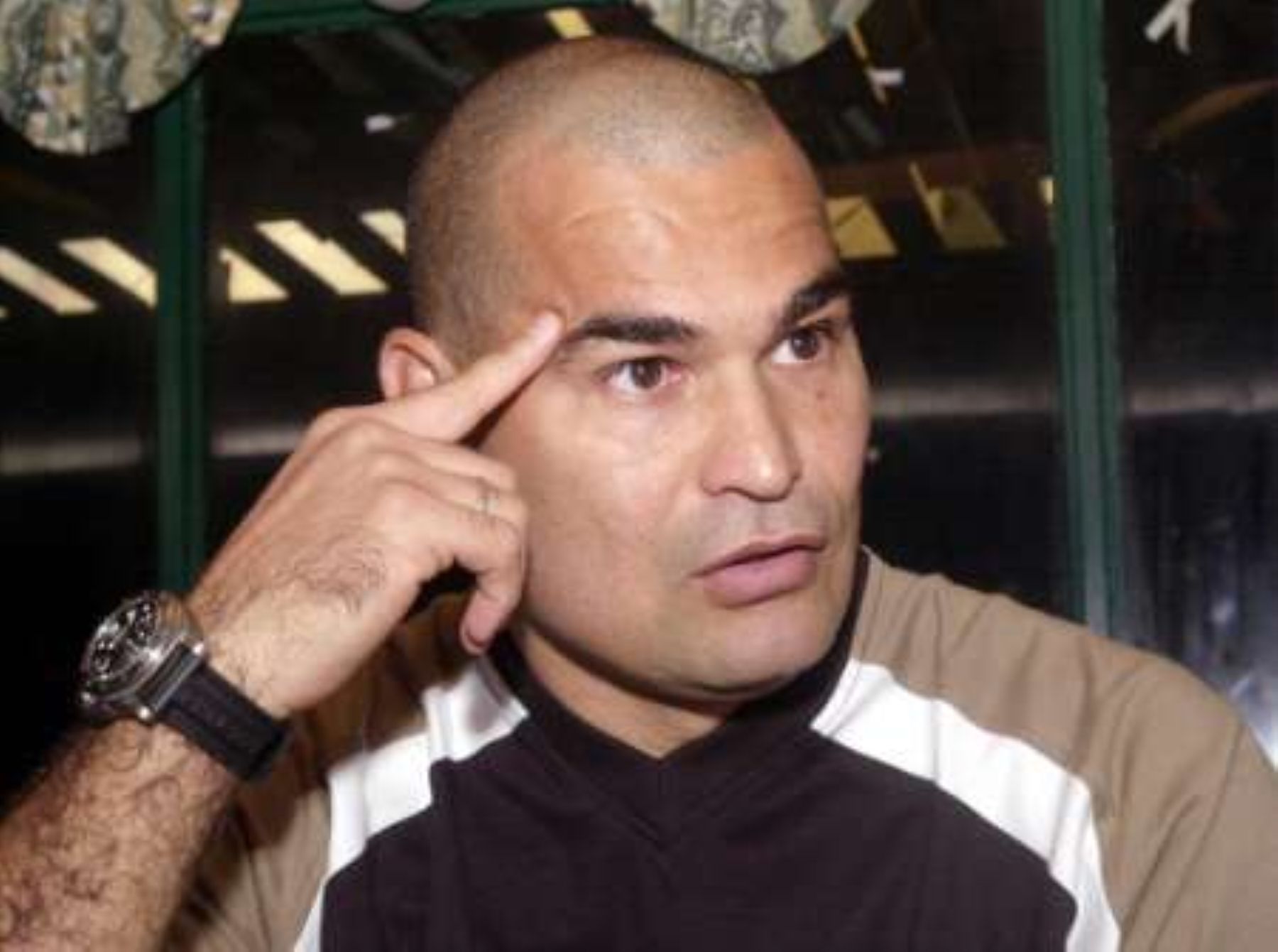 Chilavert apoya a Suárez en las declaraciones que dio sobre Bielsa