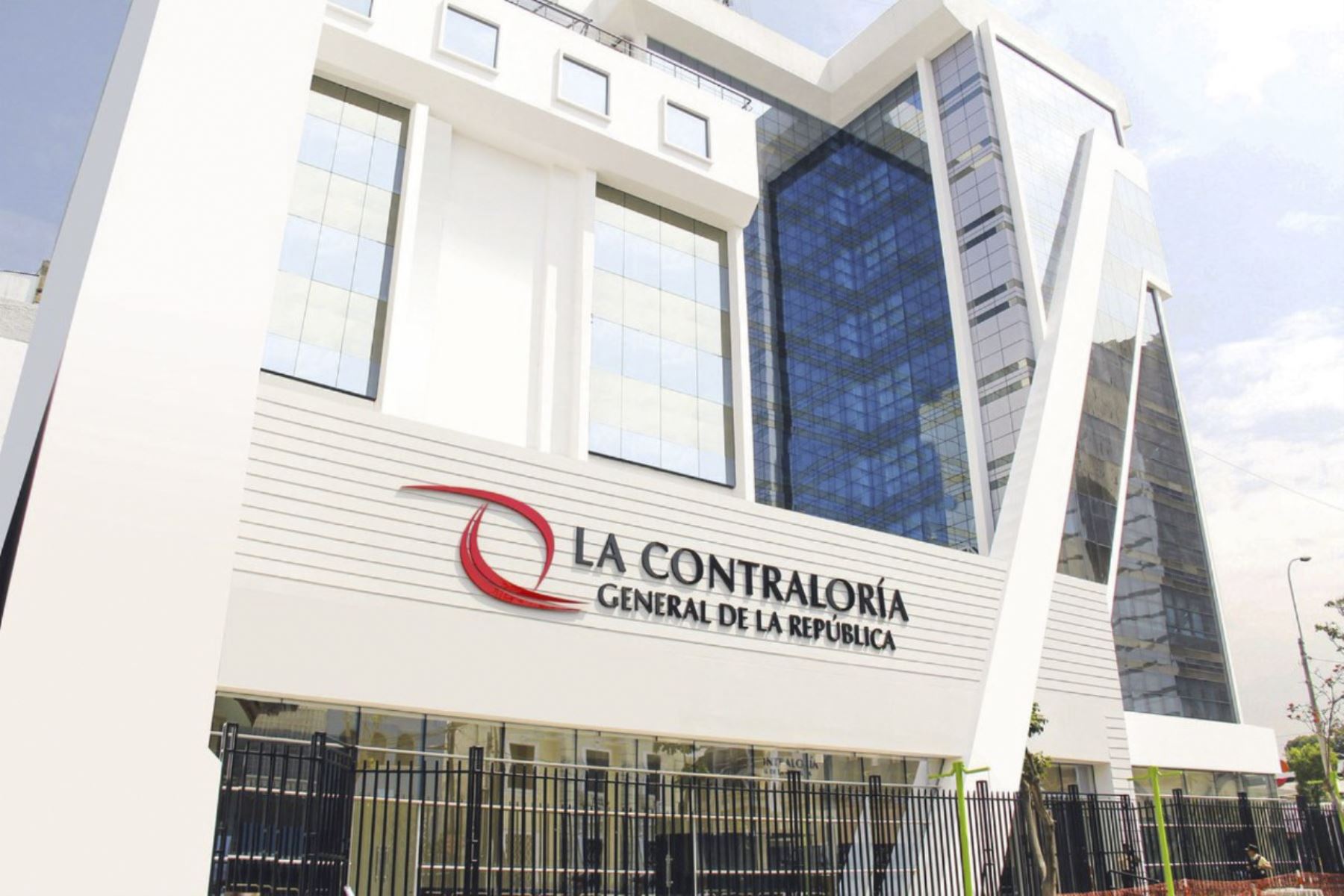 Contraloría: 2000 obras paralizadas en todo el Perú