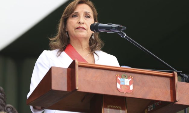 Gobierno de Dina Boluarte presenta proyecto de ley contra terrorismo urbano que afectaría la libre protesta