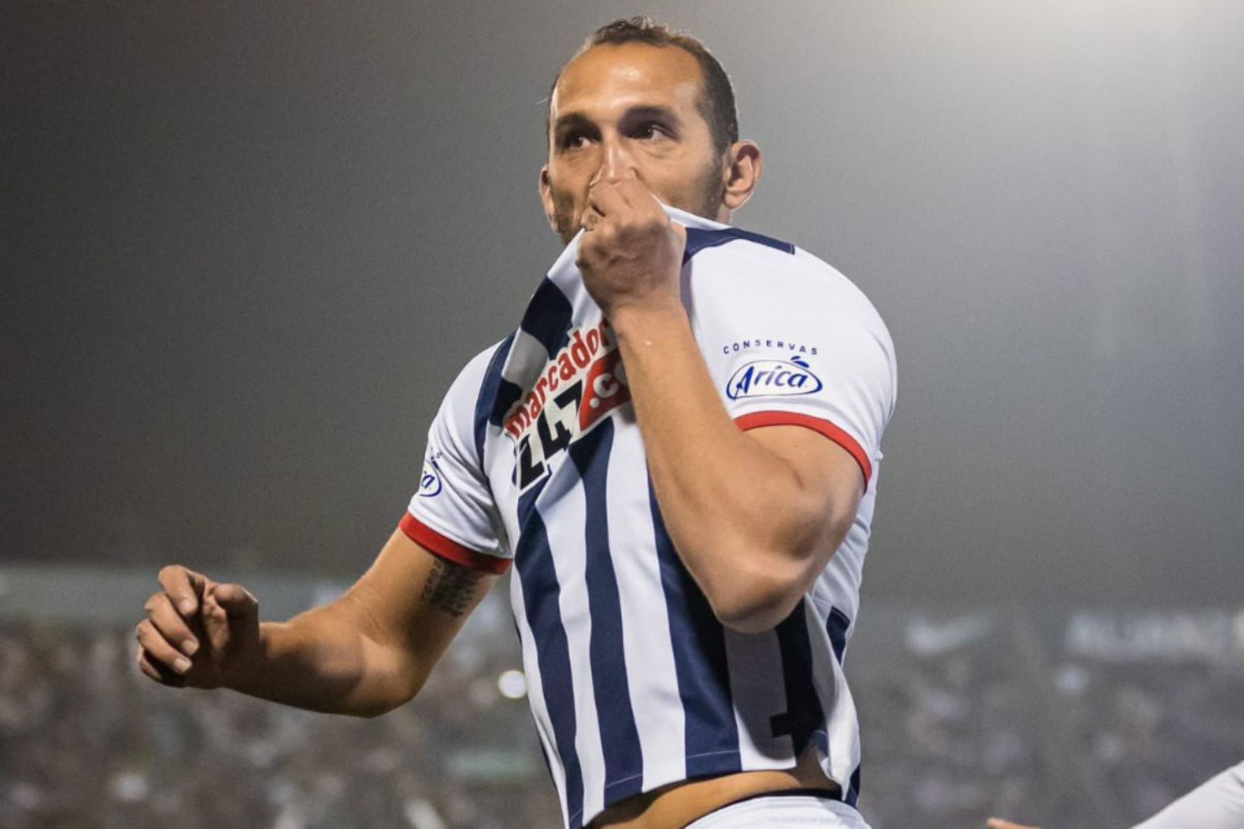 ¿Hernán Barcos seguirá en Alianza Lima en 2025? Últimas noticias sobre su renovación