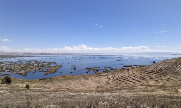 Lago Titicaca sufre grave descenso del nivel de sus aguas