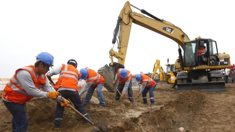 Más de 2,000 obras en todo el Perú están paralizadas