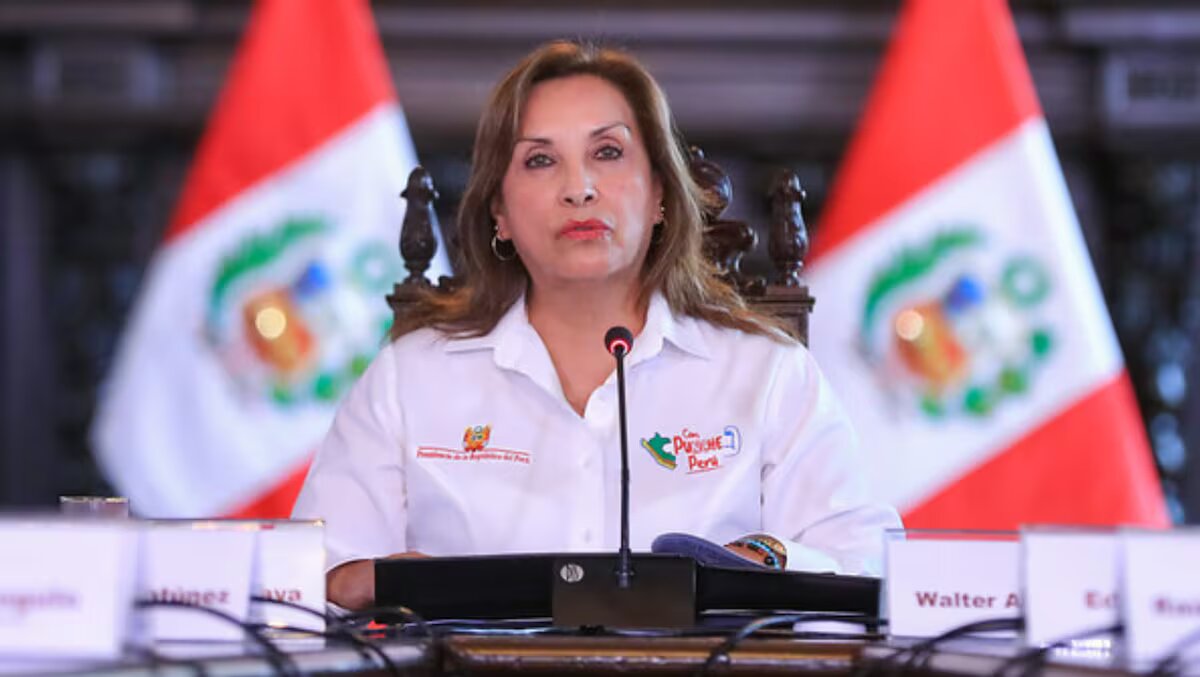 Dina Boluarte endurece controles para la comunidad venezolana en Perú