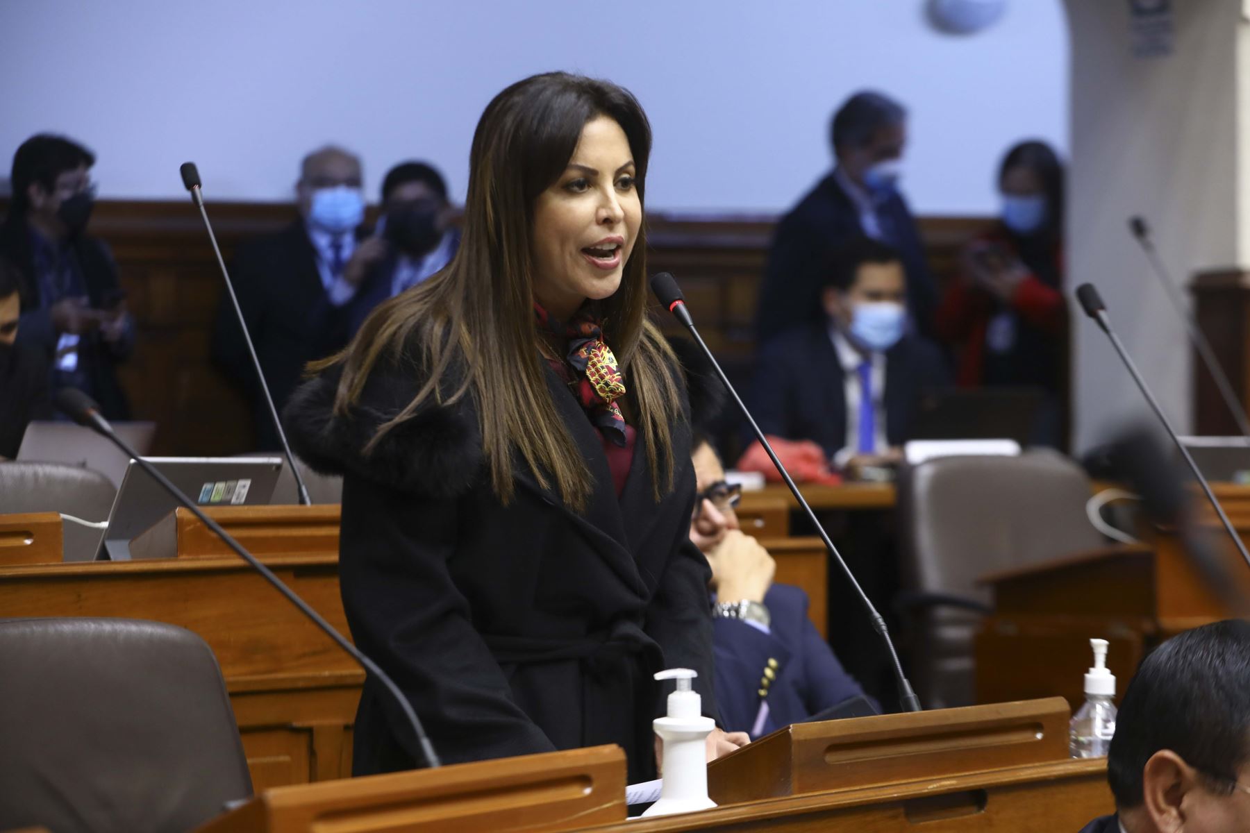 Patricia Chirinos afirmó que Dina Boluarte es controlada por el Congreso