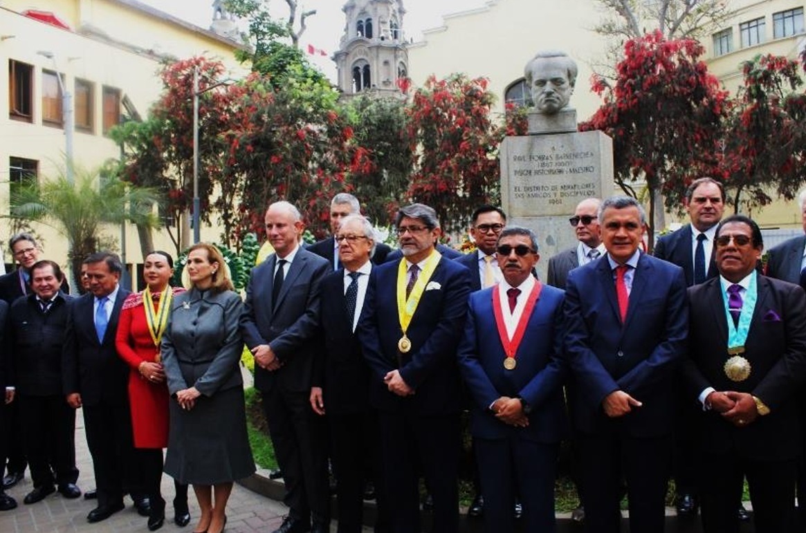 Realizan homenaje a la memoria de Raúl Porras Barrenechea