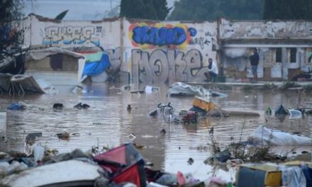 España: Cifra de muertos por inundaciones sigue avanzando