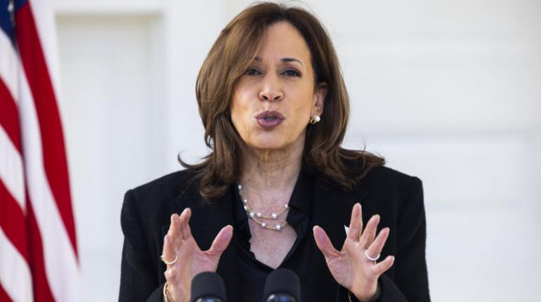 Kamala Harris descarta intervención militar en Venezuela