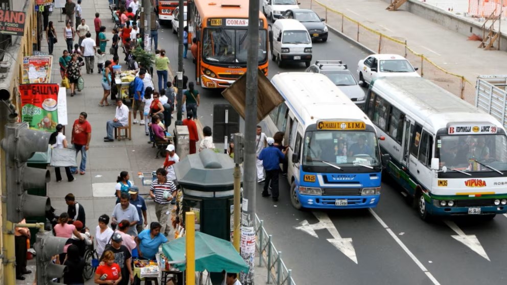 Transportistas anuncian paro en Lima para el 10 de octubre