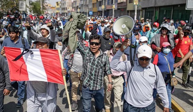 Transportistas y gremios evalúan medidas de protesta