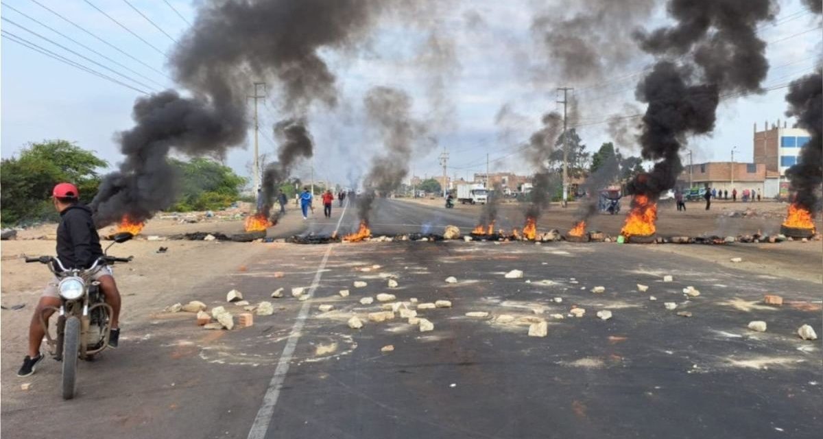 Protestas en La Libertad: bloqueos y enfrentamientos por inseguridad desbordante