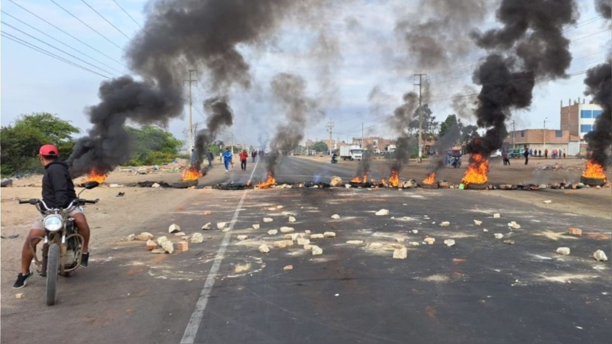 Protestas en La Libertad: bloqueos y enfrentamientos por inseguridad desbordante