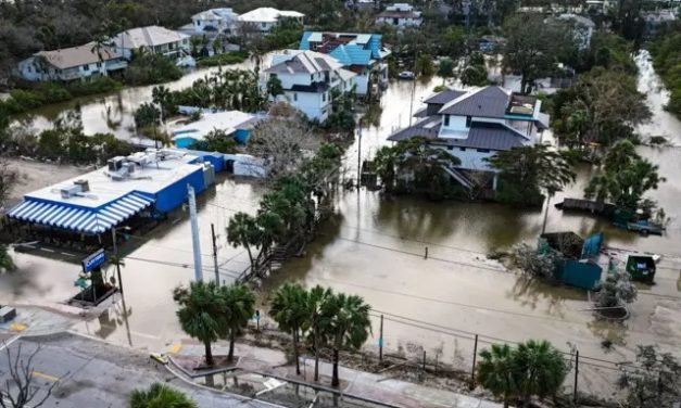 Florida comienza la recuperación tras el paso del huracán Milton