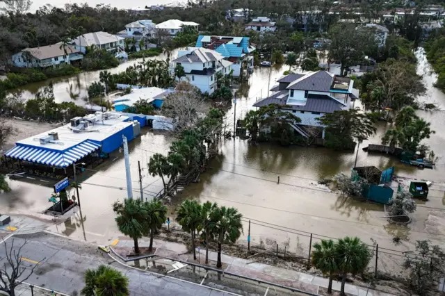 Florida comienza la recuperación tras el paso del huracán Milton