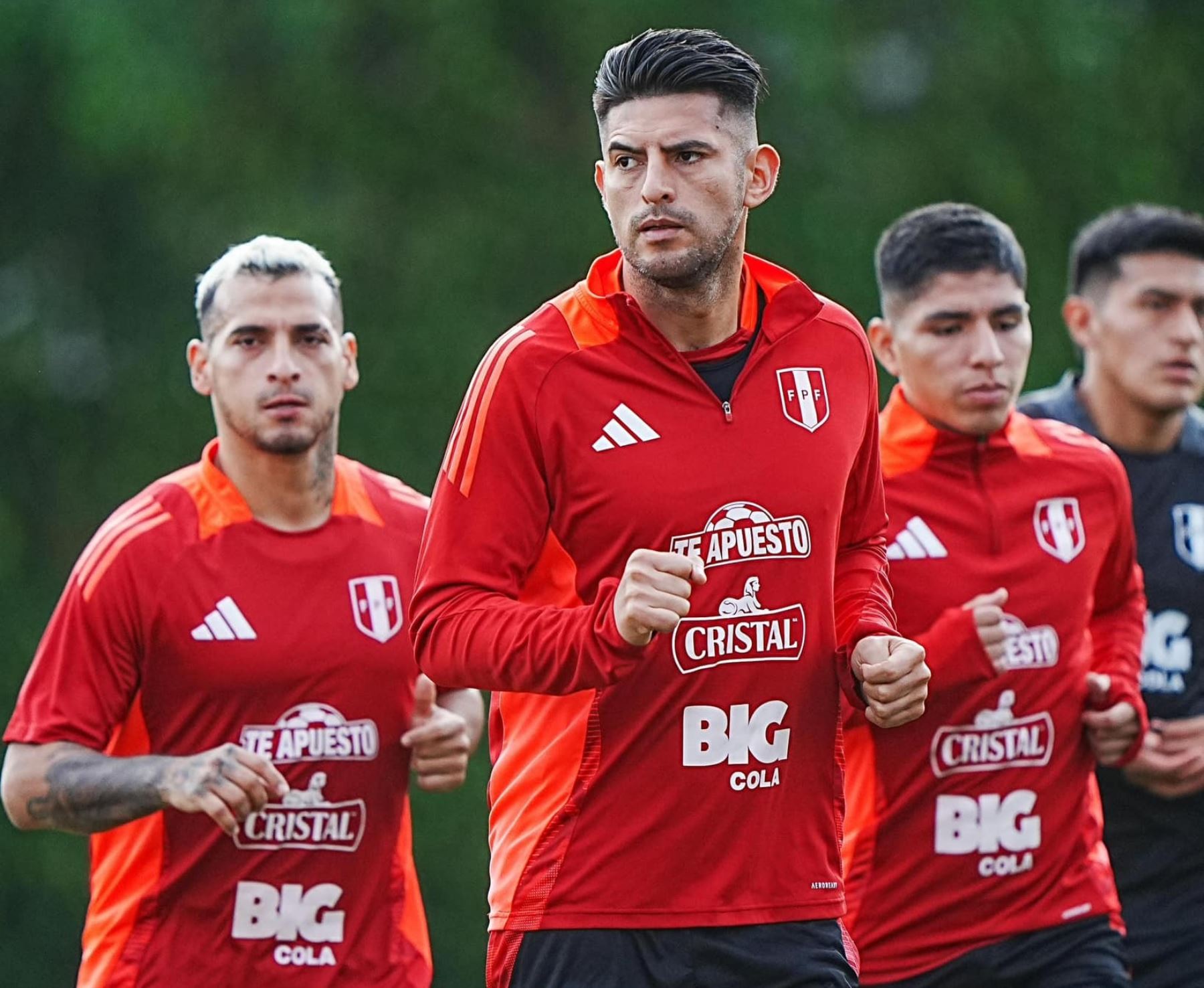 La selección peruana intensifica su preparación para enfrentar a Argentina en La Bombonera