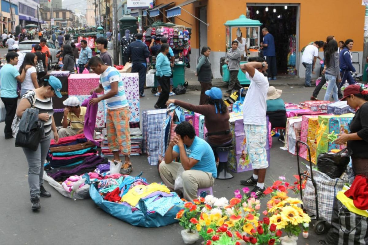 Perú lidera la lucha contra la informalidad en América Latina