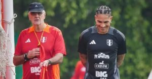 Paolo Guerrero: Jorge Fossati justifica convocatoria del 'Depredador'