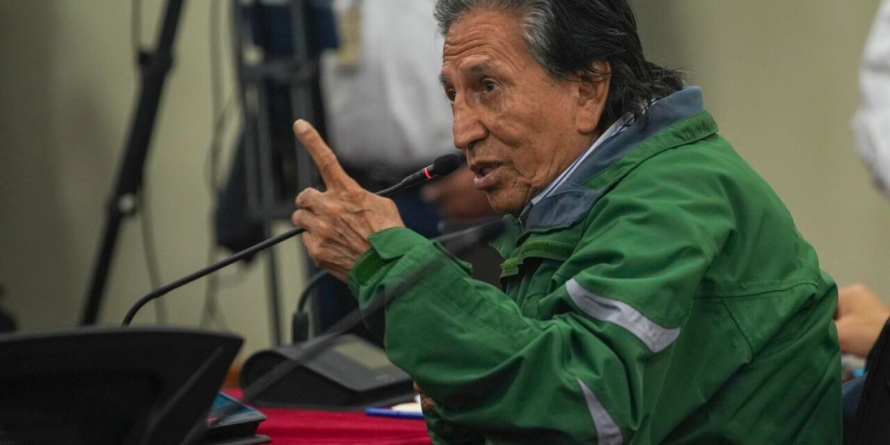 Alejandro Toledo reapareció en audiencia