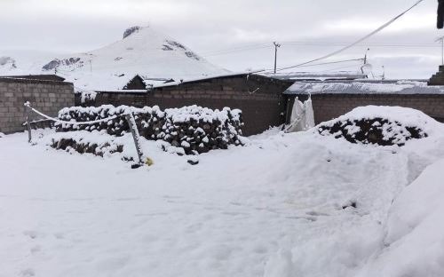 Senamhi alerta sobre nieve y descargas eléctricas en diversas regiones del Perú