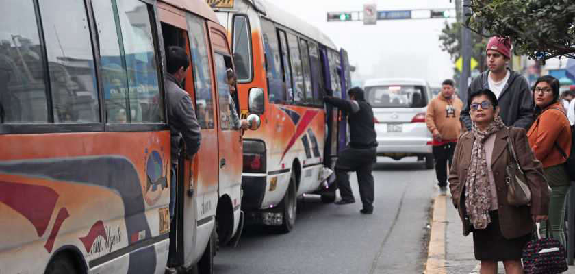 Transportistas exigen renuncia del ministro del Interior