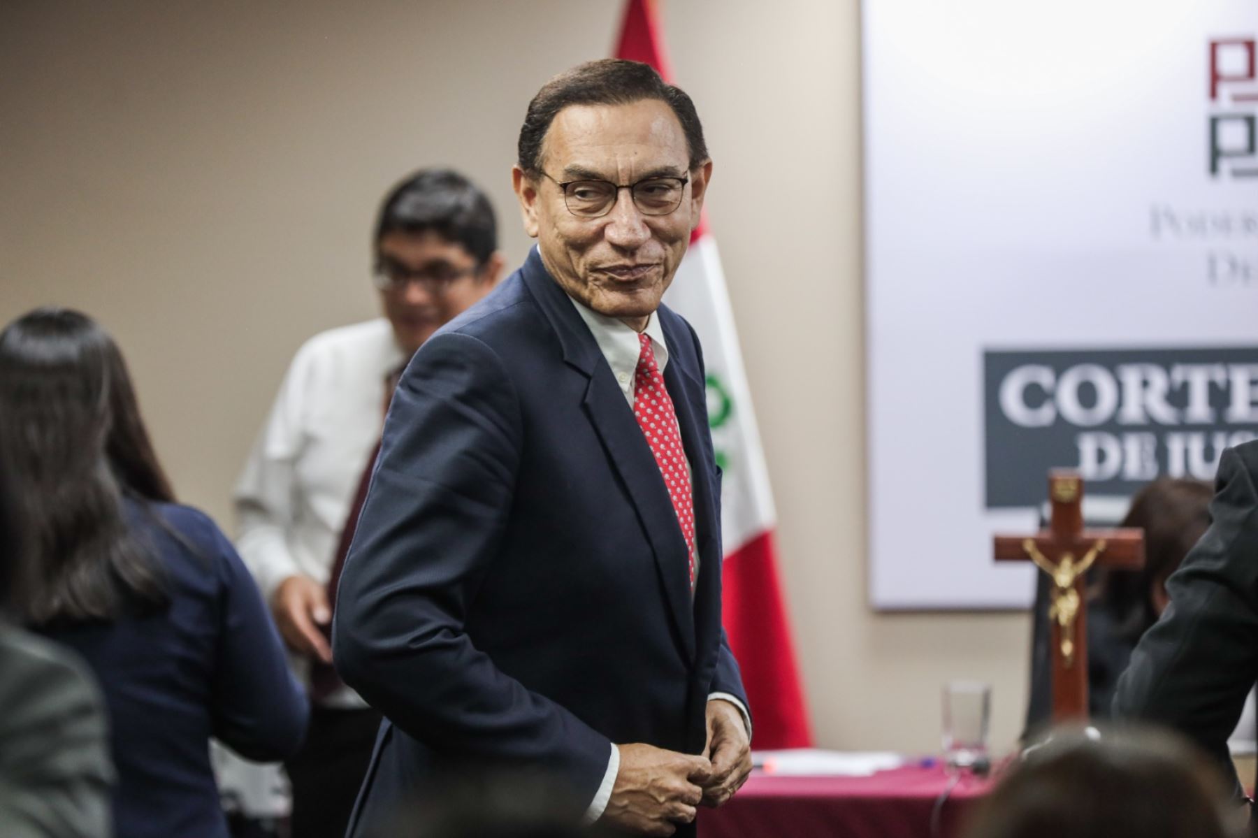 Martín Vizcarra no podrá salir de Lima sin permiso