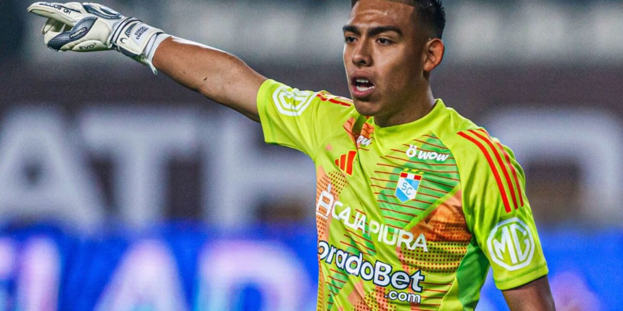 Diego Enríquez renueva con Sporting Cristal hasta 2027