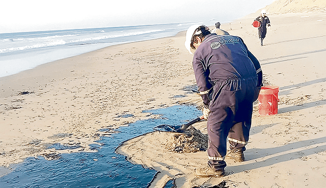 Derrame de petróleo en Talara genera alerta en la Reserva Nacional Mar Tropical de Grau