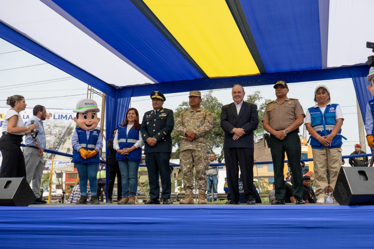 Rafael López Aliaga, inauguró carriles auxiliares de Vía Expresa Sur.