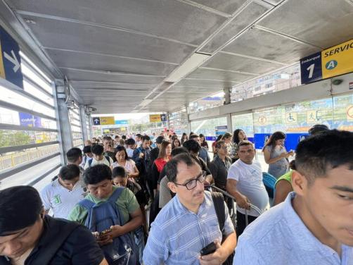 Metropolitano colapsa por pruebas en nueva ruta