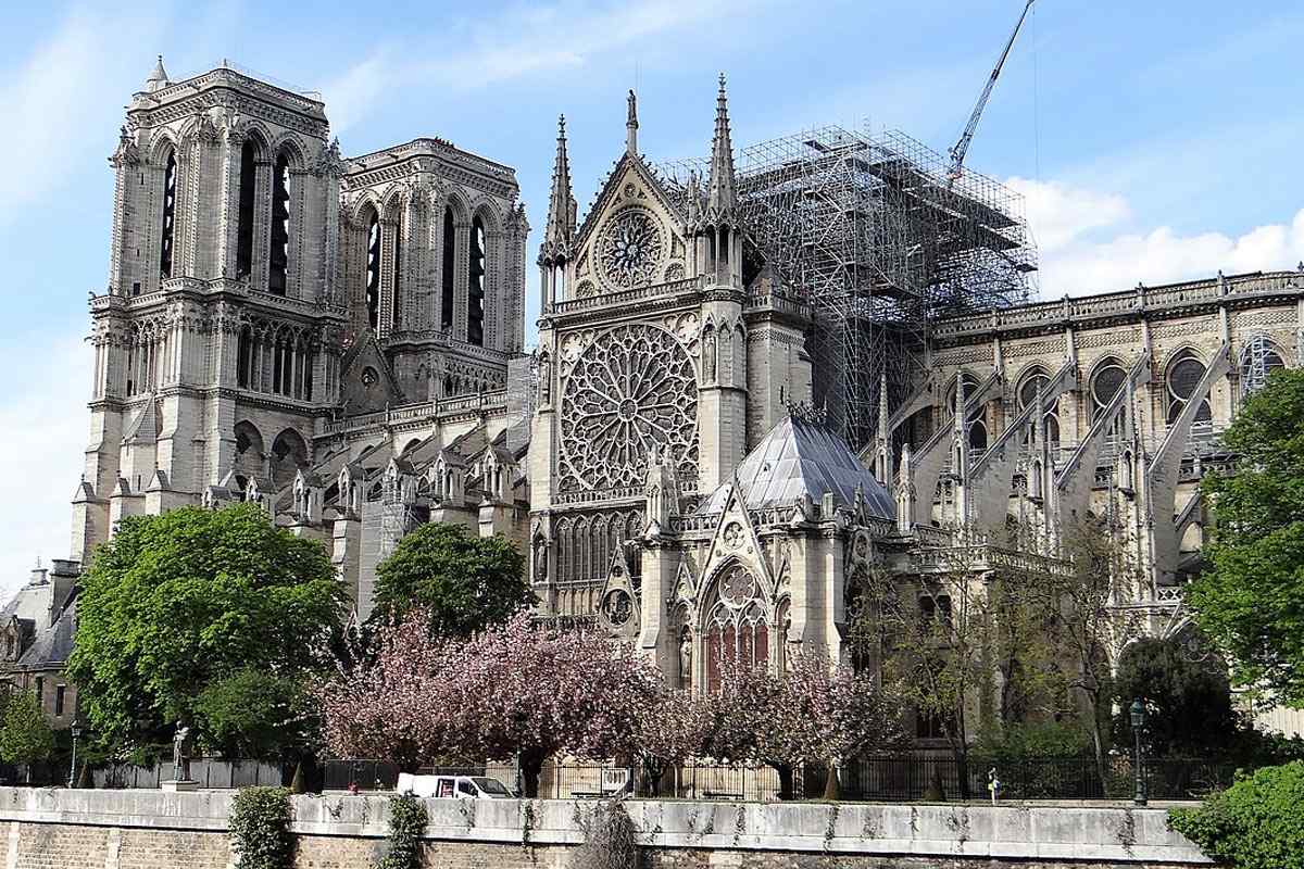 Notre Dame de París reabre tras su reconstrucción completa