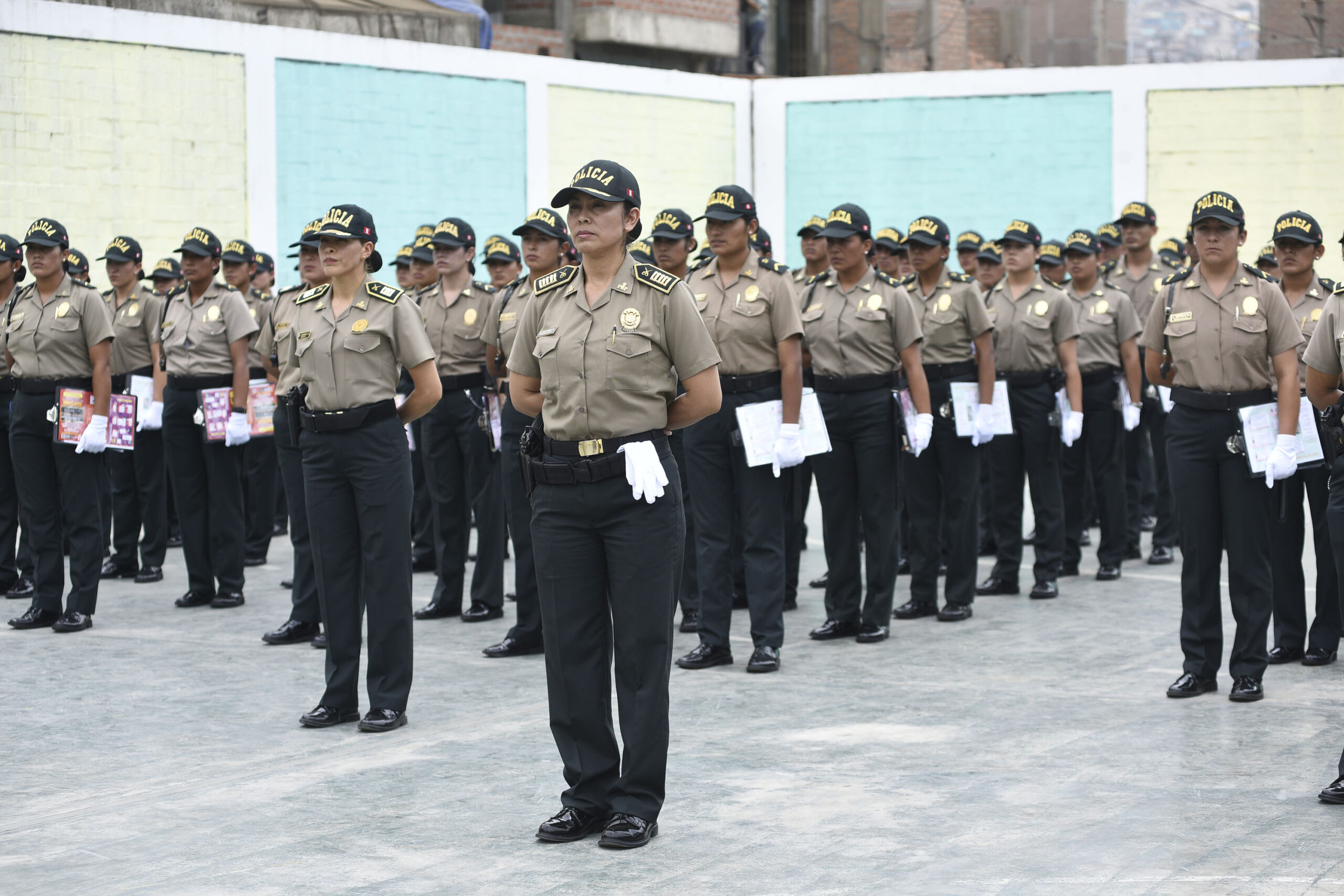 PNP: casi 100 policías sancionados por violencia familiar y sexual