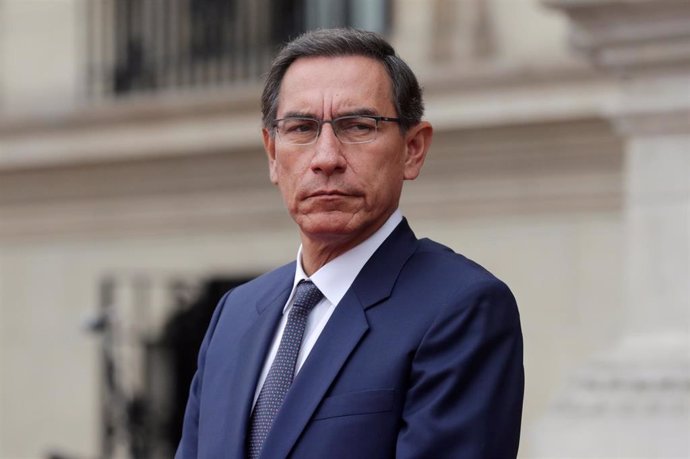 Martín Vizcarra queda limpio gracias a juez por Ley del Congreso