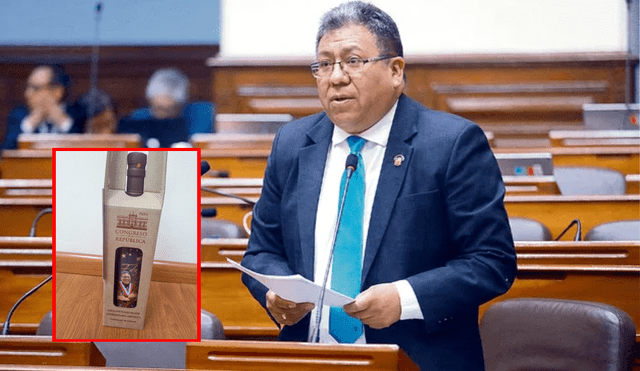 Congresista Jorge Flores Ancachi entrega vino con su rostro como regalo navideño