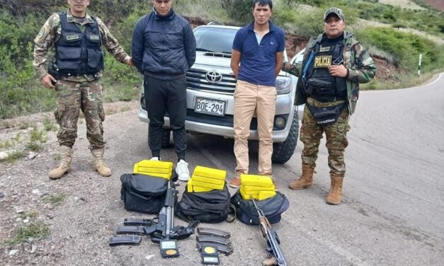 Ayacucho: Dos policias fueron detenidos con fusiles