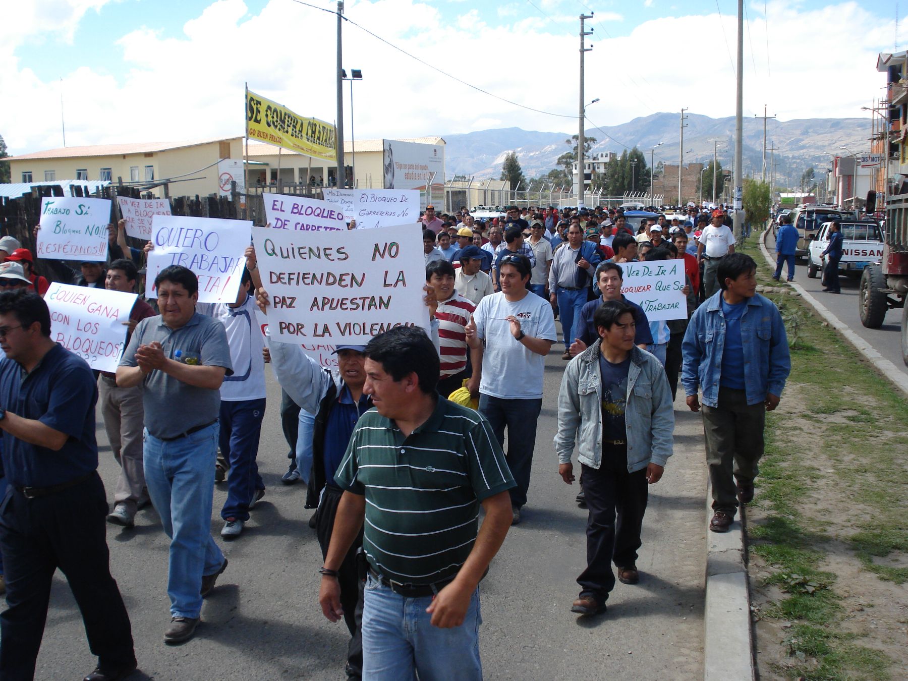 Mineros informales anuncian bloqueo de carreteras si no se promulga ampliación del Reinfo