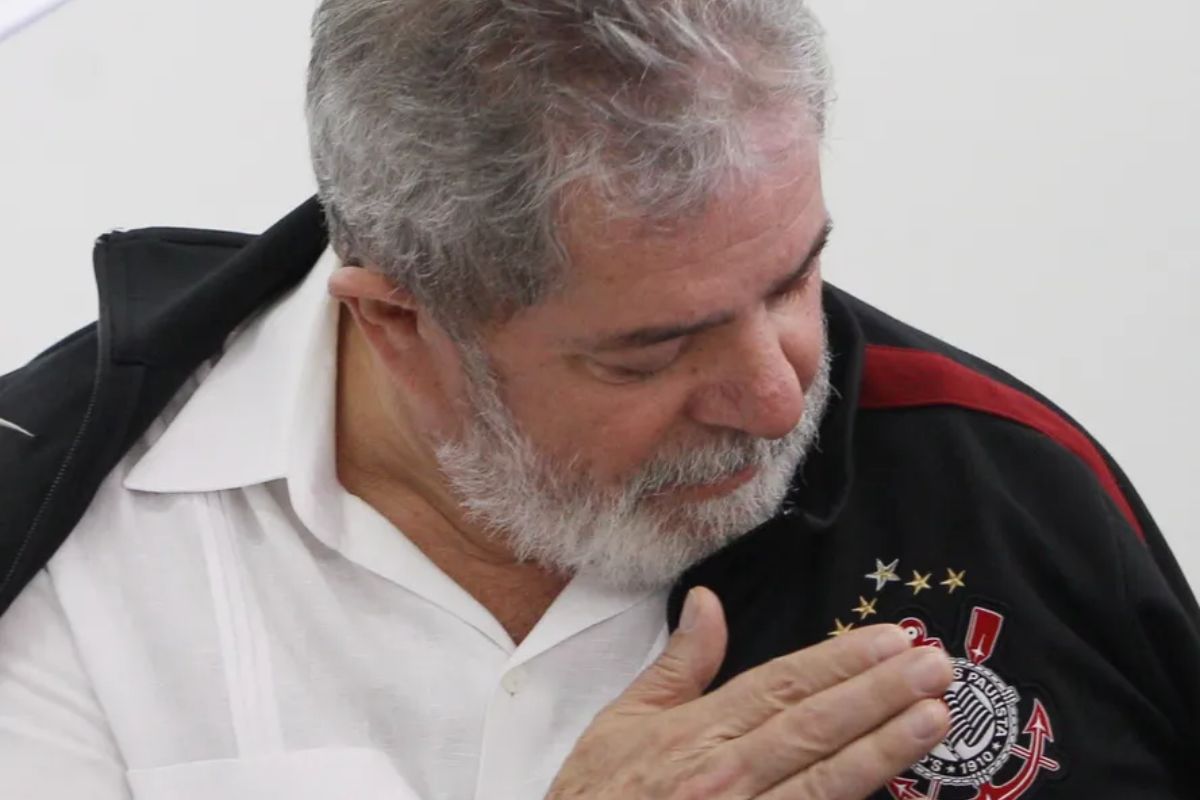 Lula da Silva dona fondos para ayudar al Corinthians a saldar millonaria deuda