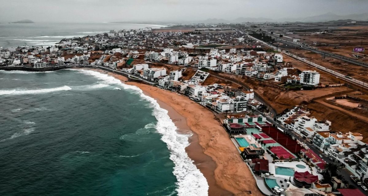 Lima recibe a veraneantes con 28 playas saludables