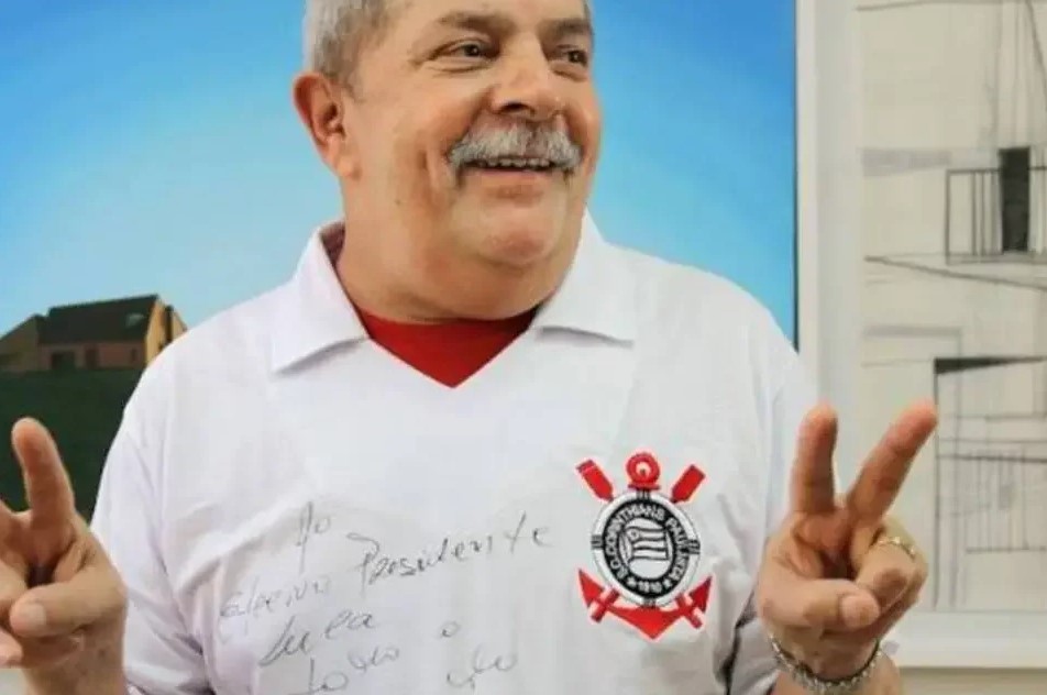 Lula da Silva salvará a Corinthians de la crisis económica