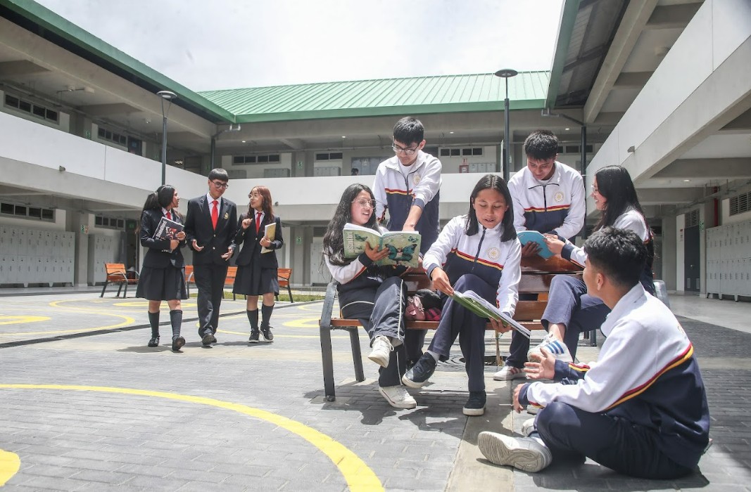 Minedu entregará 44 Escuelas Bicentenario en 2025