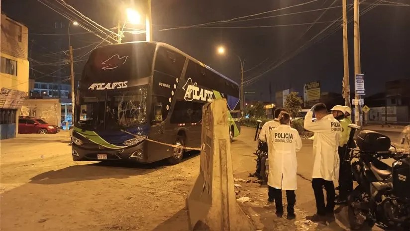 Ate: Bus interprovincial lleno de pasajeros fue baleado