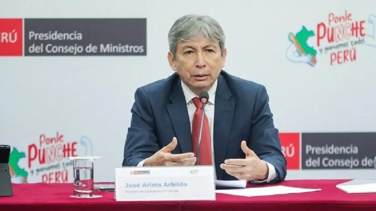 José Arista: "Este déficit es alto, no es sostenible"