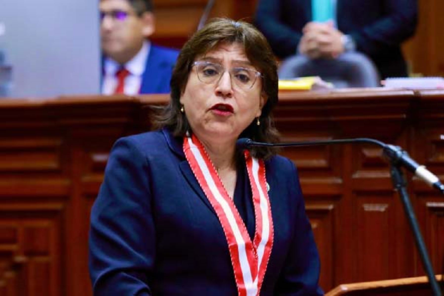 Delia Espinoza blindó a Pablo Sánchez