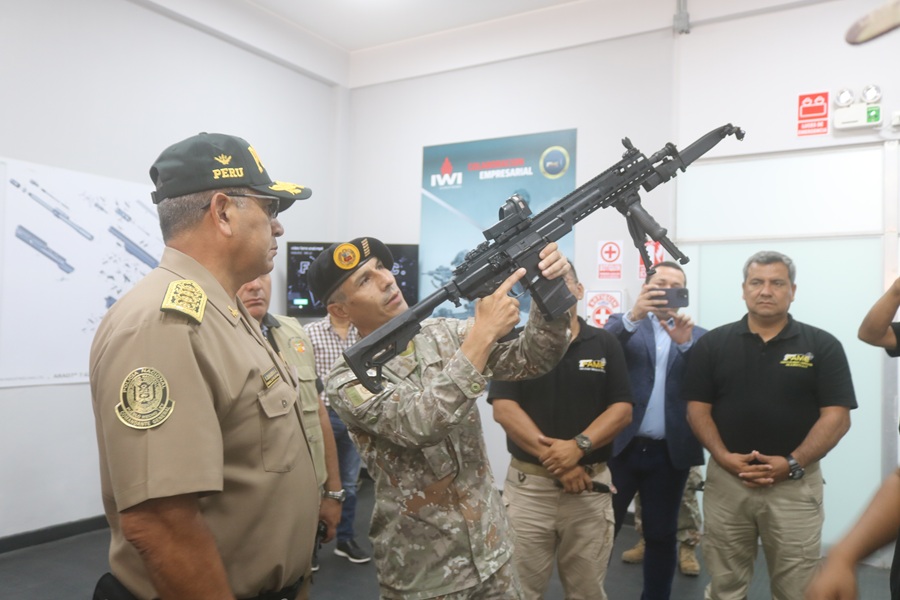 FAME iniciará la producción de más de 7,000 fusiles ARAD-5 para la Policía Nacional del Perú