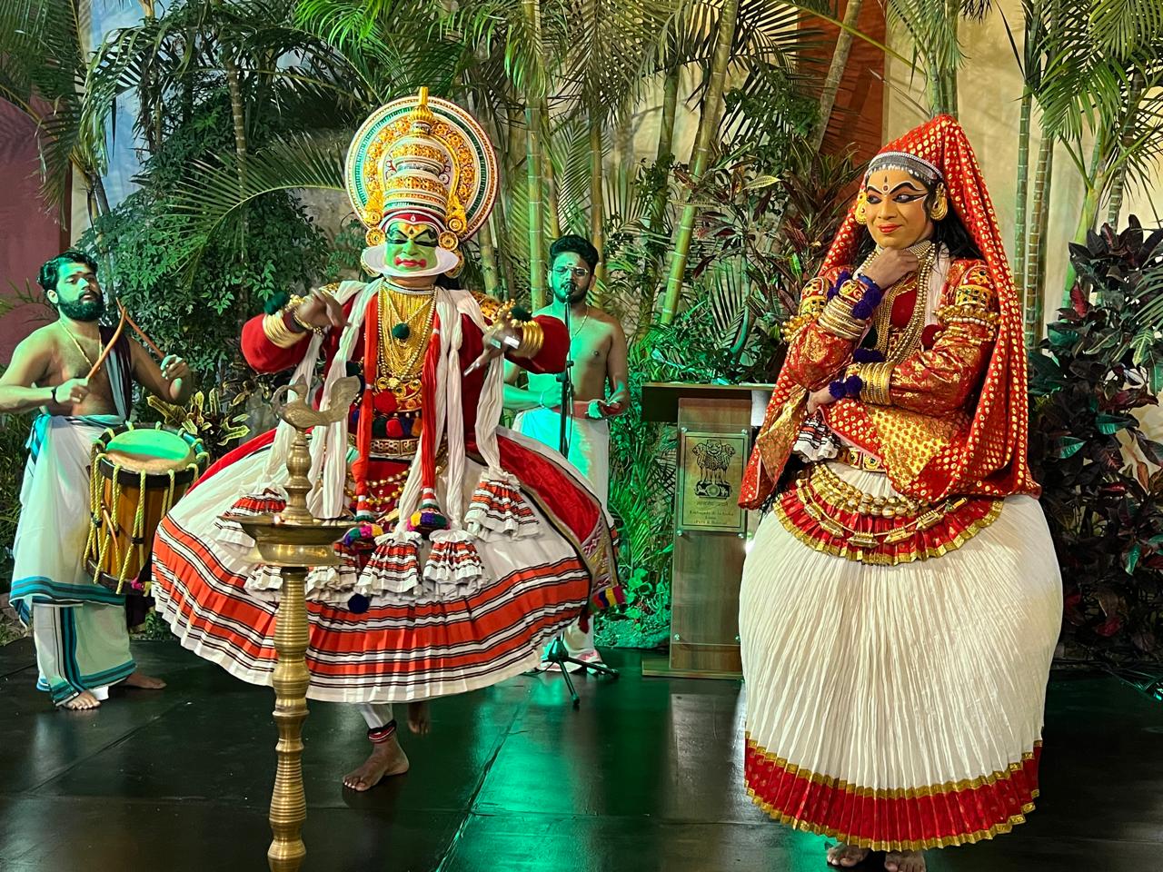 Lima se rindió ante la majestuosa danza Kathakali