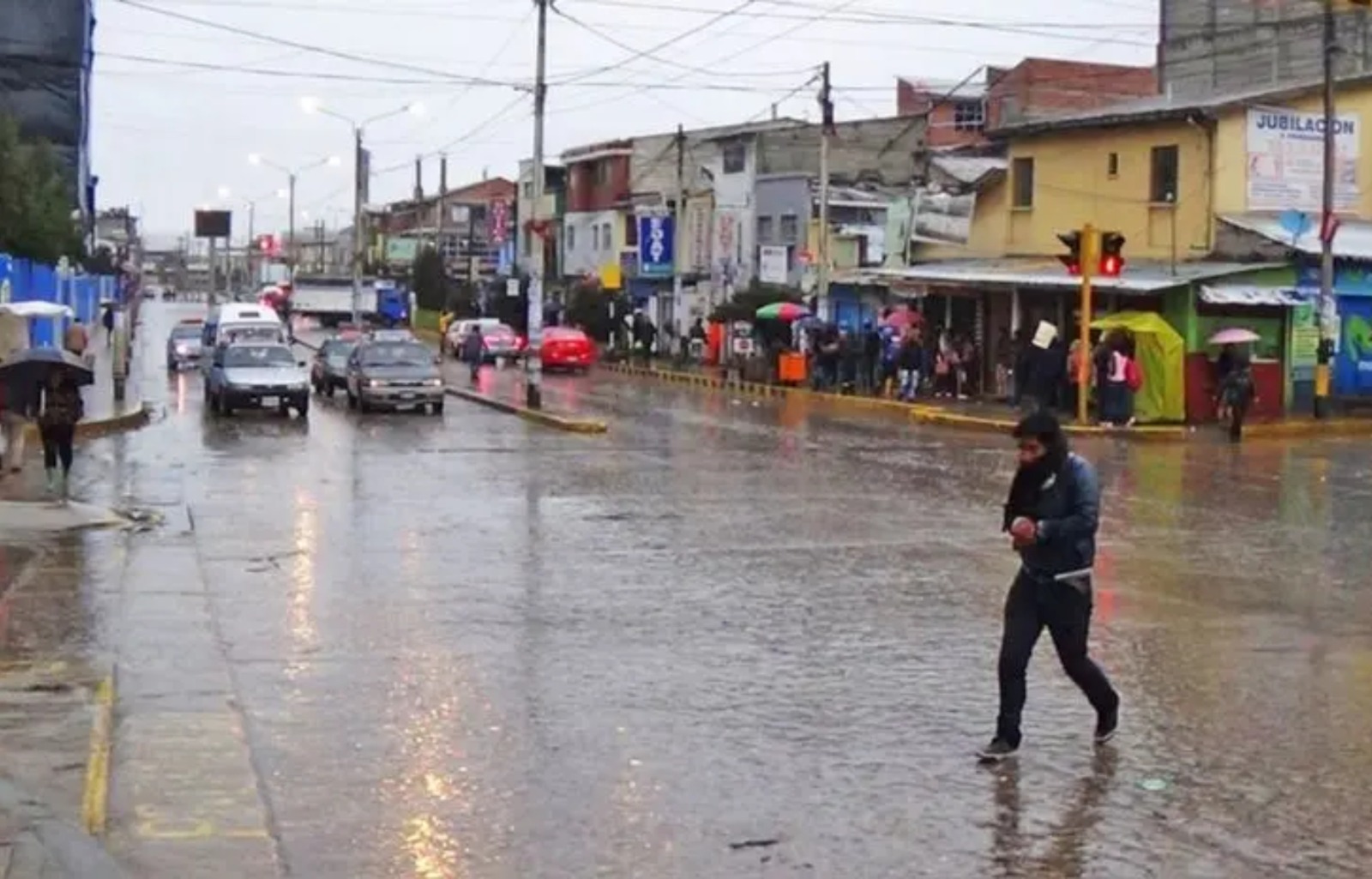 Lluvias y huaicos ponen en riesgo a 600 distritos del Perú