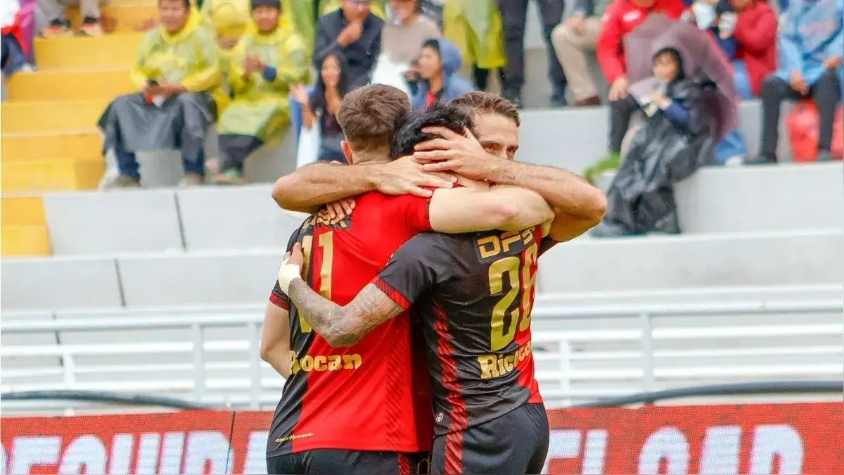 Melgar debutó con goleada en la Liga 1