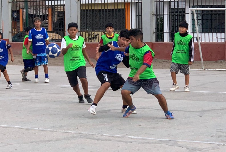 Más de 2 mil niños se divierten en talleres deportivos y culturales en El Agustino