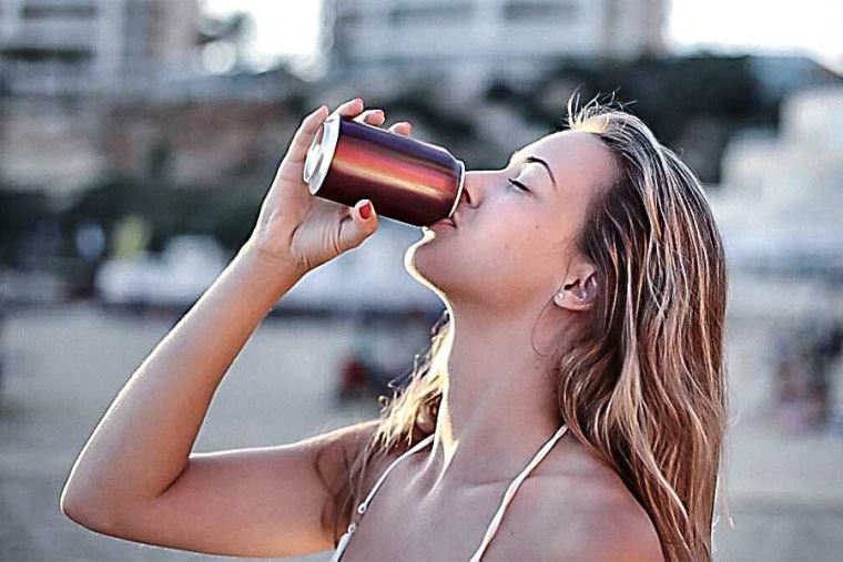 Bebidas energizantes pone en riesgo la salud