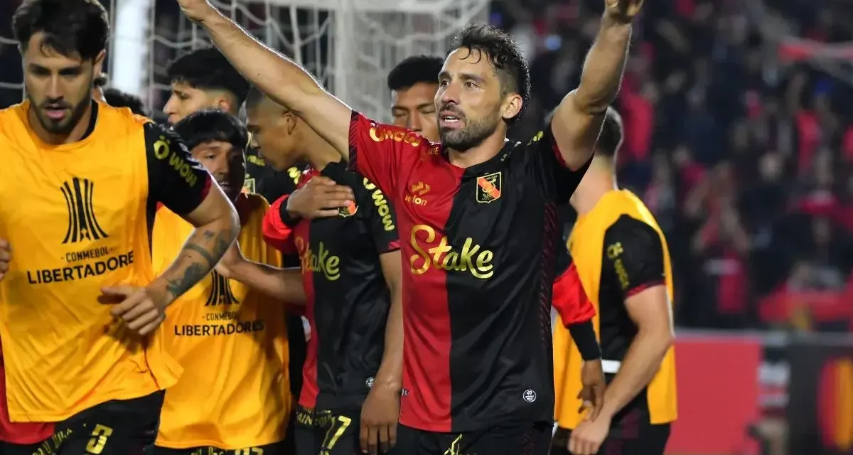 Melgar avanza en la Copa Libertadores