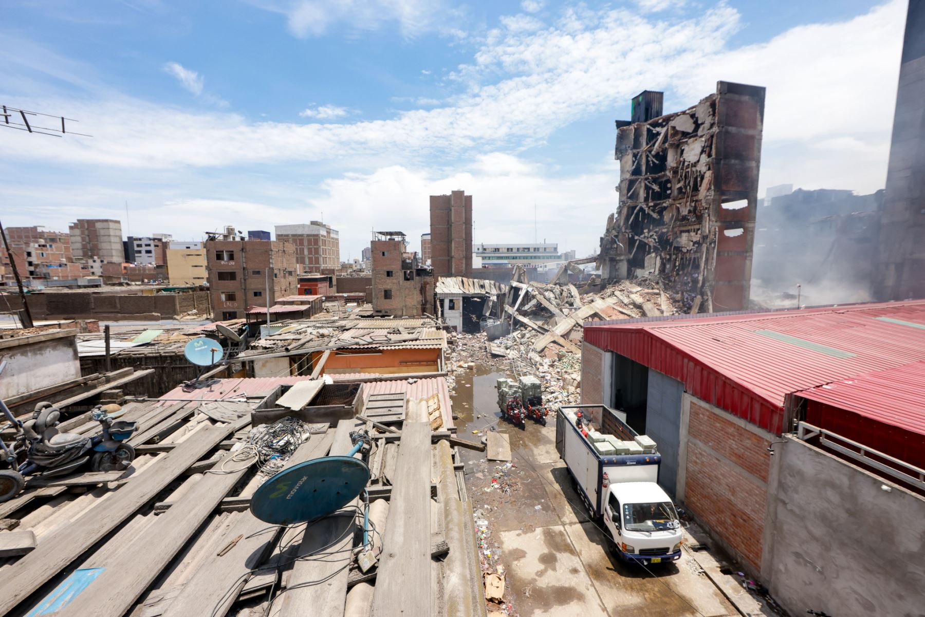 Gobierno aprueba bonos de S/500 para 18 familias afectadas por incendio